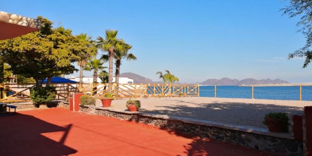 Departamento a la Orilla del Mar